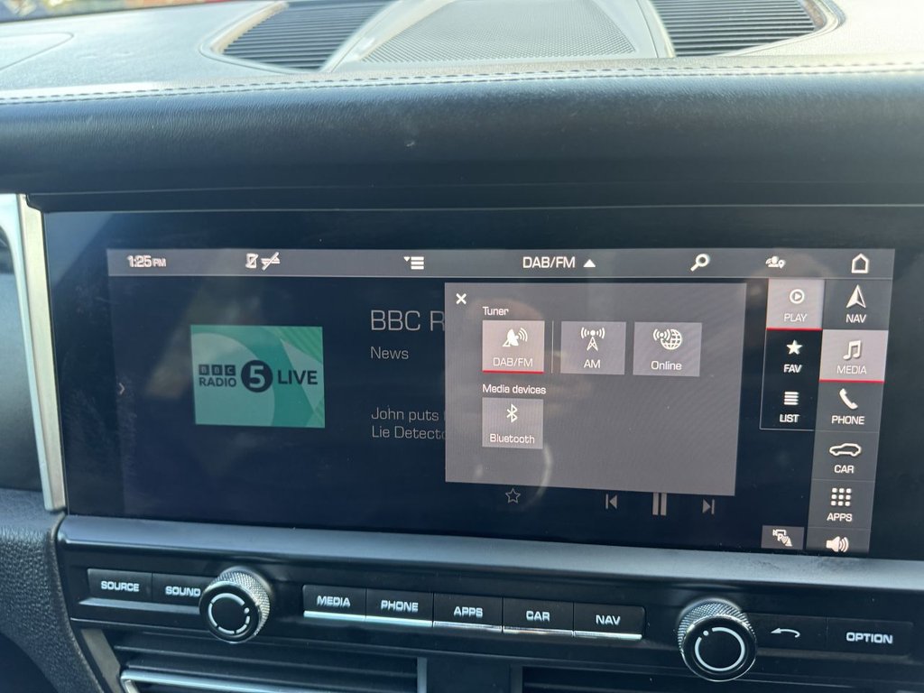 Used Porsche Macan 2020 for sale - 77153410: Photo 17