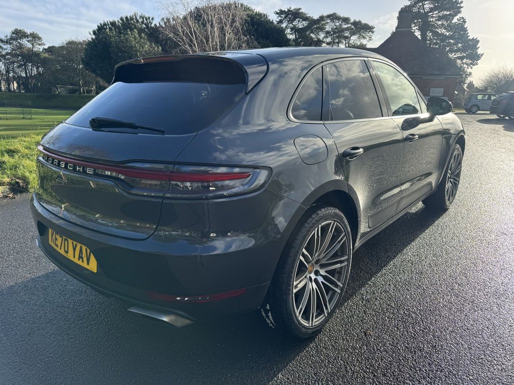 Used Porsche Macan 2020 for sale - 77153410: Photo 5