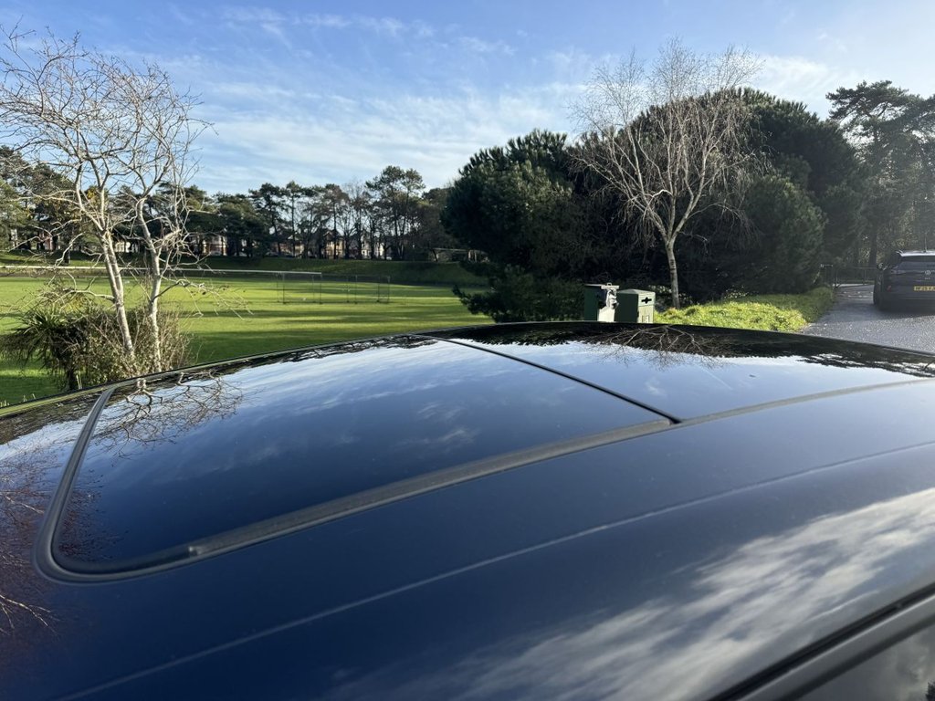 Used Porsche Macan 2020 for sale - 77153410: Photo 7