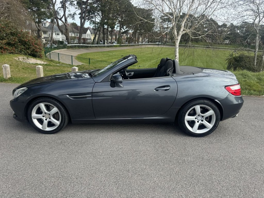 Used Mercedes-Benz SLK 2012 for sale - 78083054: Photo 11