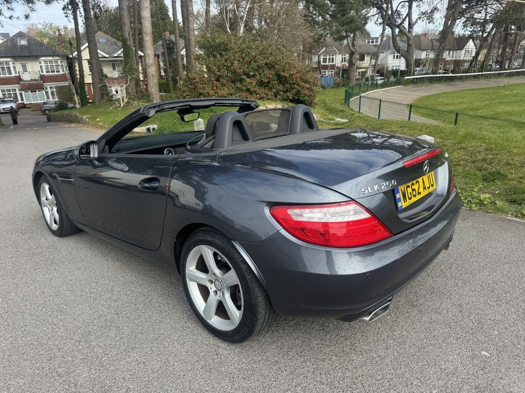 Used Mercedes-Benz SLK 2012 for sale - 78083054: Photo 12