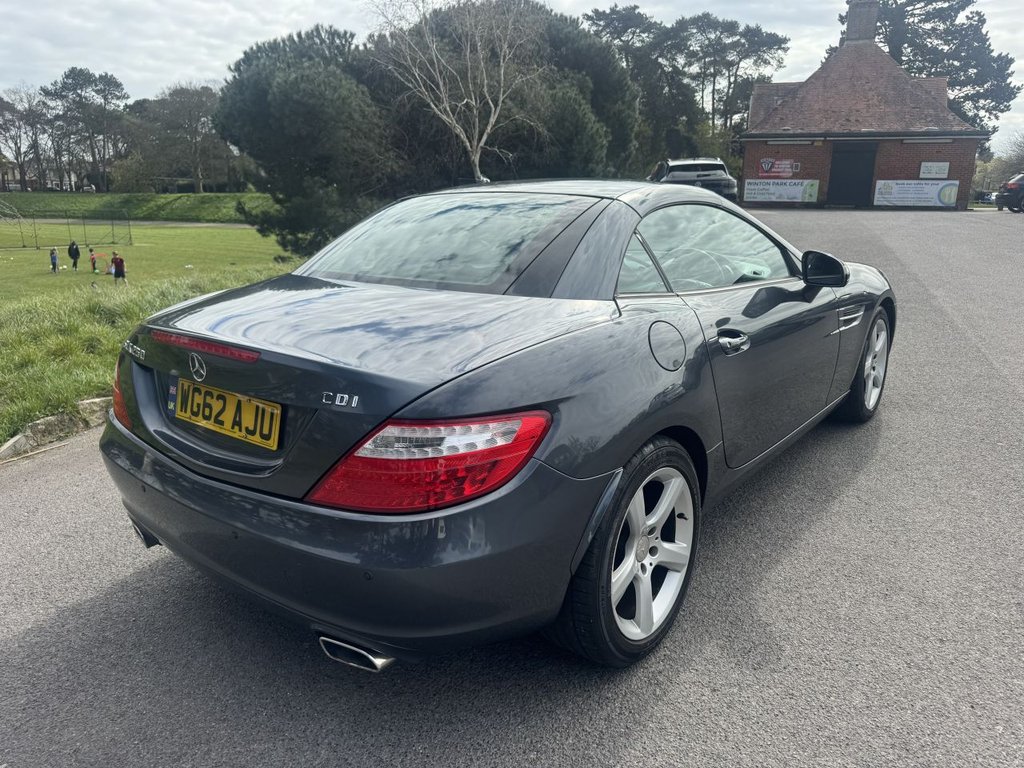 Used Mercedes-Benz SLK 2012 for sale - 78083054: Photo 5