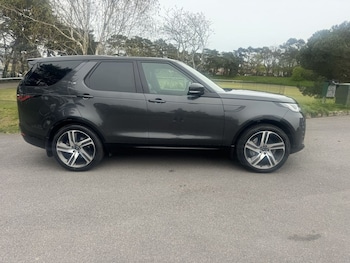 Used Land Rover Discovery 2023 for sale - 78200811: Photo