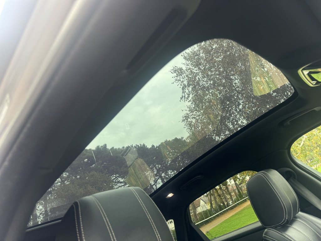 Used Land Rover Range Rover Velar 2018 for sale - 77133011: Photo 12