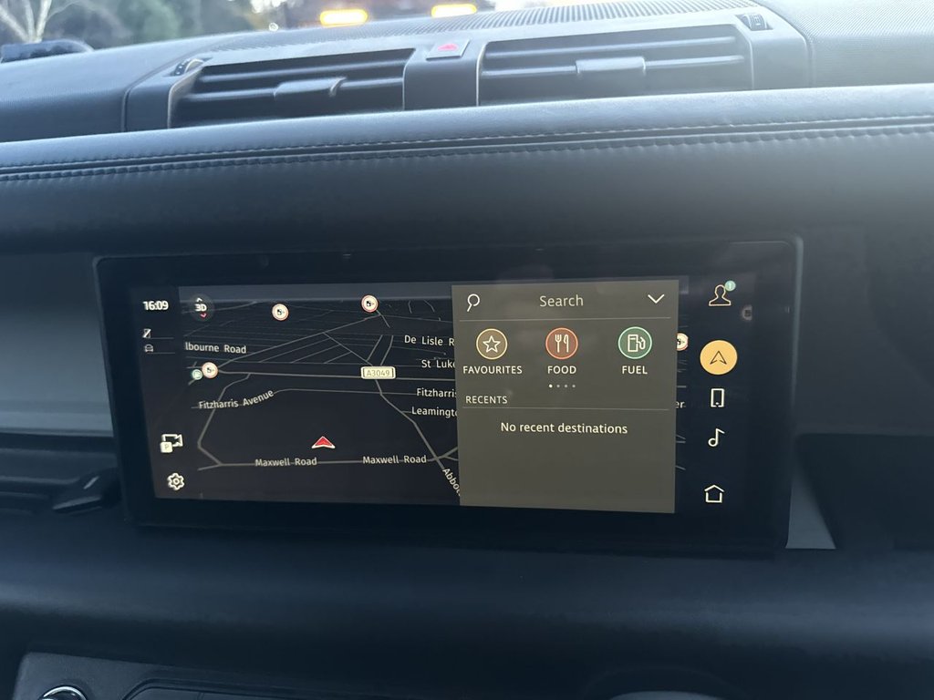 Used Land Rover Defender 2021 for sale - 77483411: Photo 18