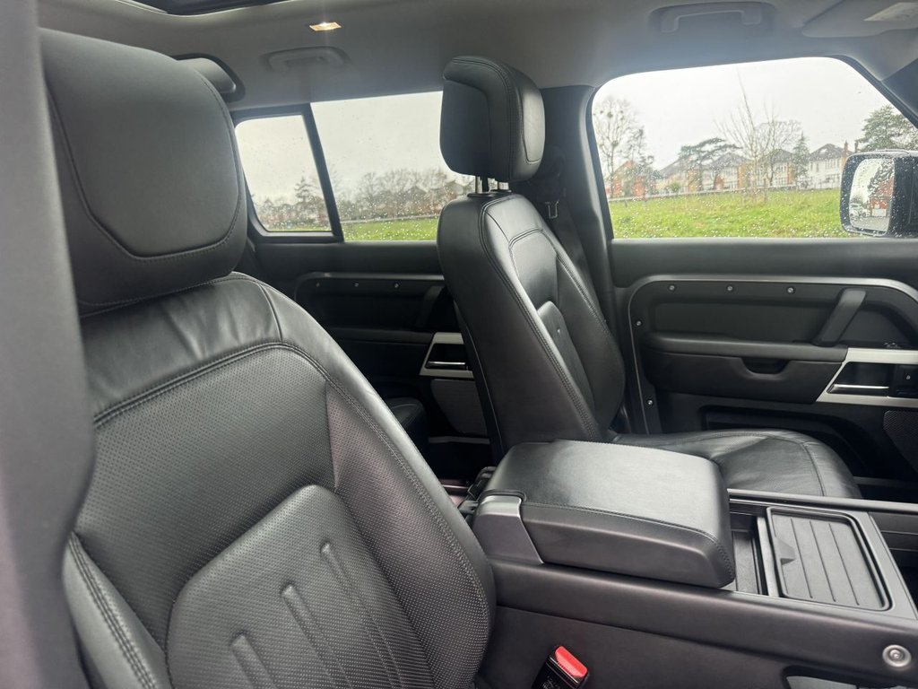 Used Land Rover Defender 2021 for sale - 77483411: Photo 32
