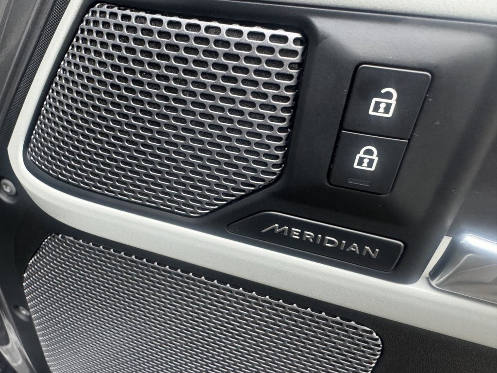 Used Land Rover Defender 2021 for sale - 77483411: Photo 34