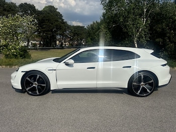 Used Porsche Taycan 2023 for sale - 78534005: Photo