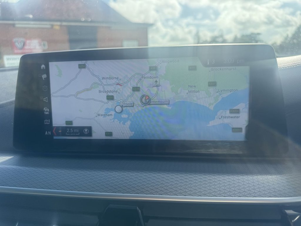 Used BMW 5 Series 2017 for sale - 76634993: Photo 17