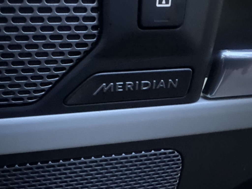 Used Land Rover Defender 2021 for sale - 76783888: Photo 17