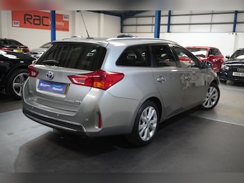 Used Toyota Auris 2014 for sale - 75432572: Photo