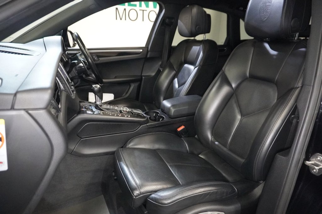 Used Porsche Macan 2018 for sale - 76092826: Photo 10