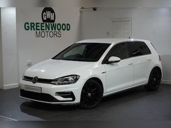 Used Volkswagen Golf 2017 for sale - 78563197: Photo