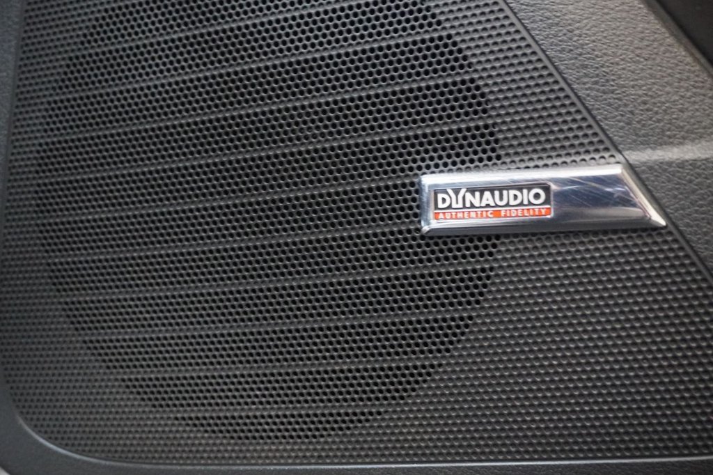 Used Volkswagen Tiguan 2010 for sale - 77673557: Photo 14