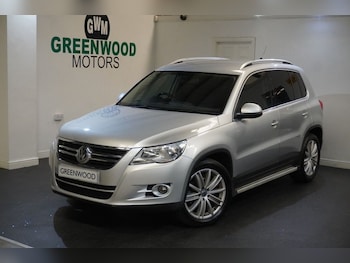 Used Volkswagen Tiguan 2010 for sale - 77673557: Photo