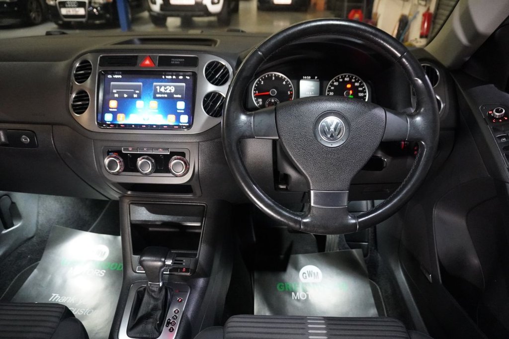 Used Volkswagen Tiguan 2010 for sale - 77673557: Photo 9