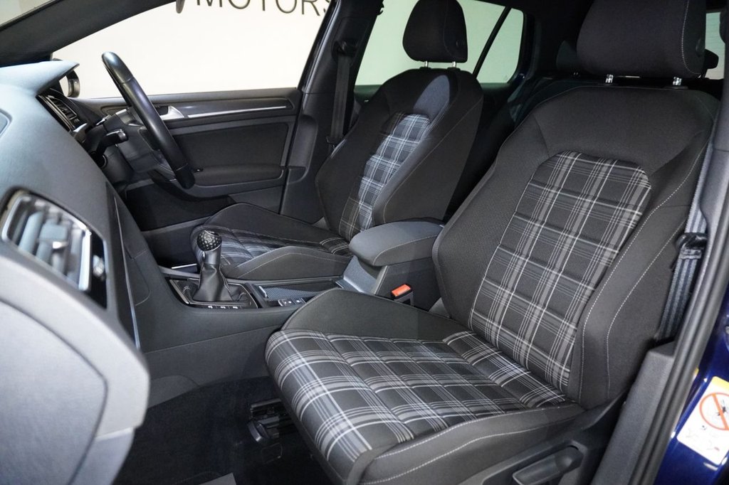 Used Volkswagen Golf 2018 for sale - 77991332: Photo 10