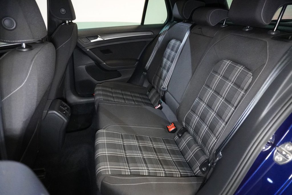 Used Volkswagen Golf 2018 for sale - 77991332: Photo 11