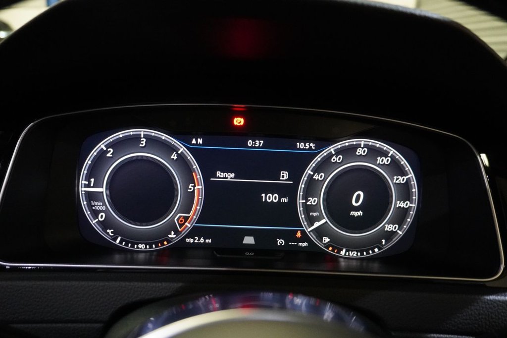 Used Volkswagen Golf 2018 for sale - 77991332: Photo 17