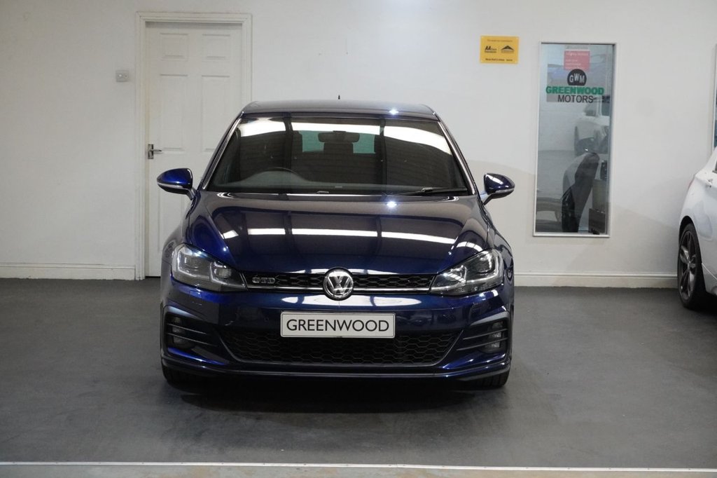 Used Volkswagen Golf 2018 for sale - 77991332: Photo 2