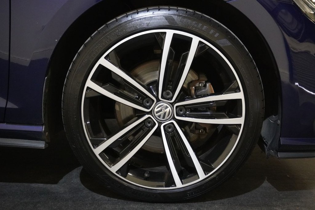 Used Volkswagen Golf 2018 for sale - 77991332: Photo 20