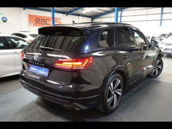 Used Volkswagen Touareg 2018 for sale - 74065404: Photo