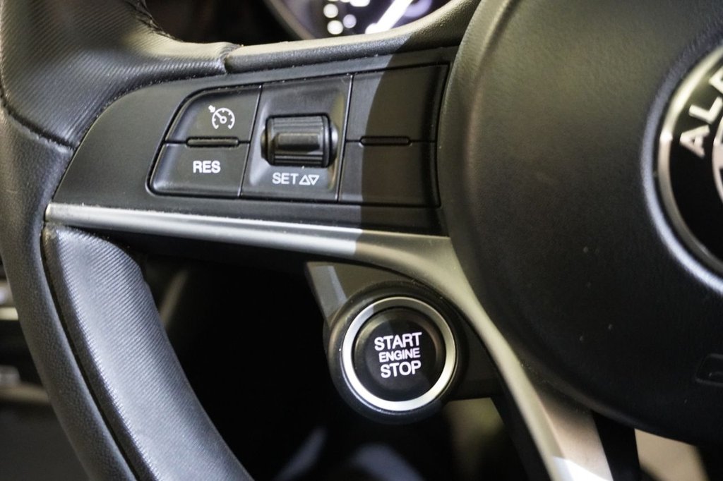 Used Alfa Romeo Giulia 2018 for sale - 78056438: Photo 16