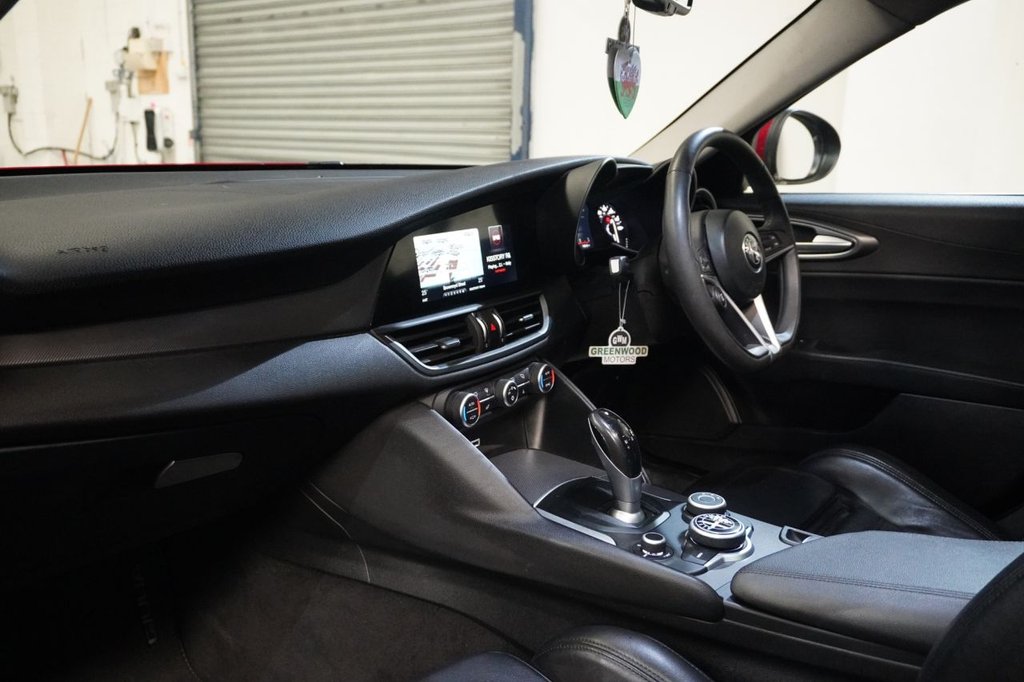 Used Alfa Romeo Giulia 2018 for sale - 78056438: Photo 7