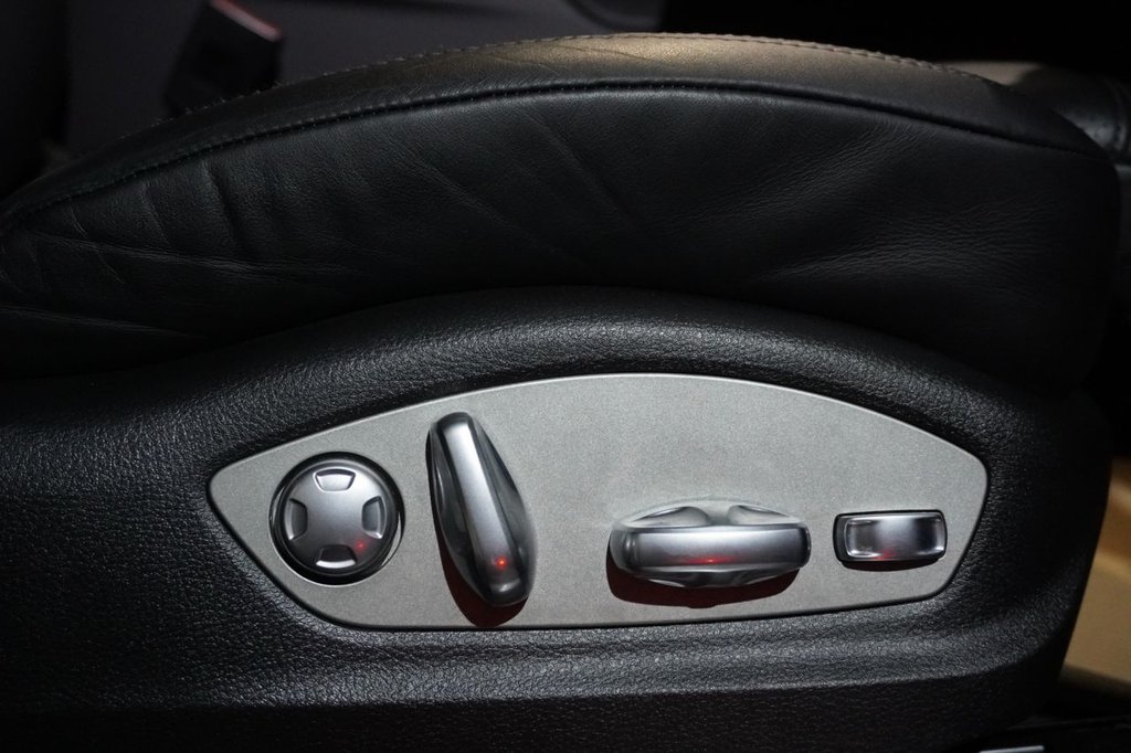 Used Porsche Macan 2017 for sale - 77027004: Photo 11