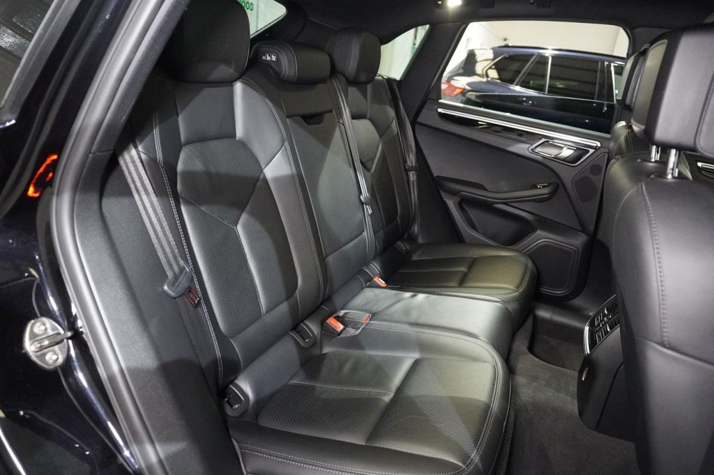 Used Porsche Macan 2017 for sale - 77027004: Photo 18