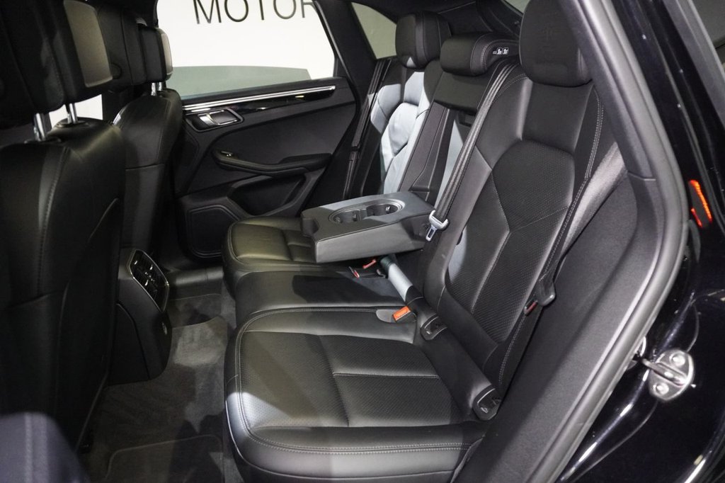 Used Porsche Macan 2017 for sale - 77027004: Photo 19