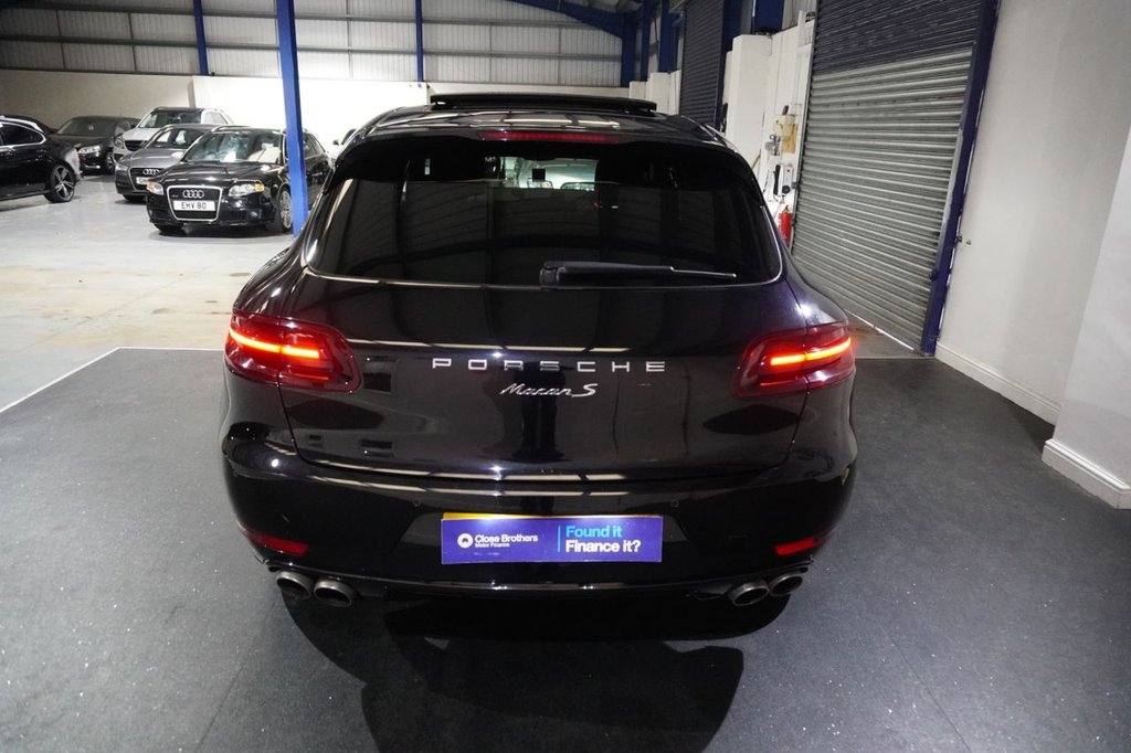 Used Porsche Macan 2017 for sale - 77027004: Photo 22