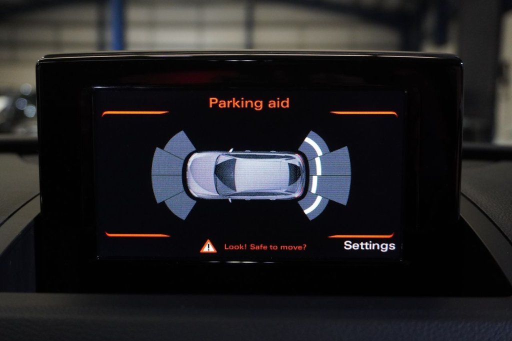 Used Audi Q3 2017 for sale - 77681052: Photo 17