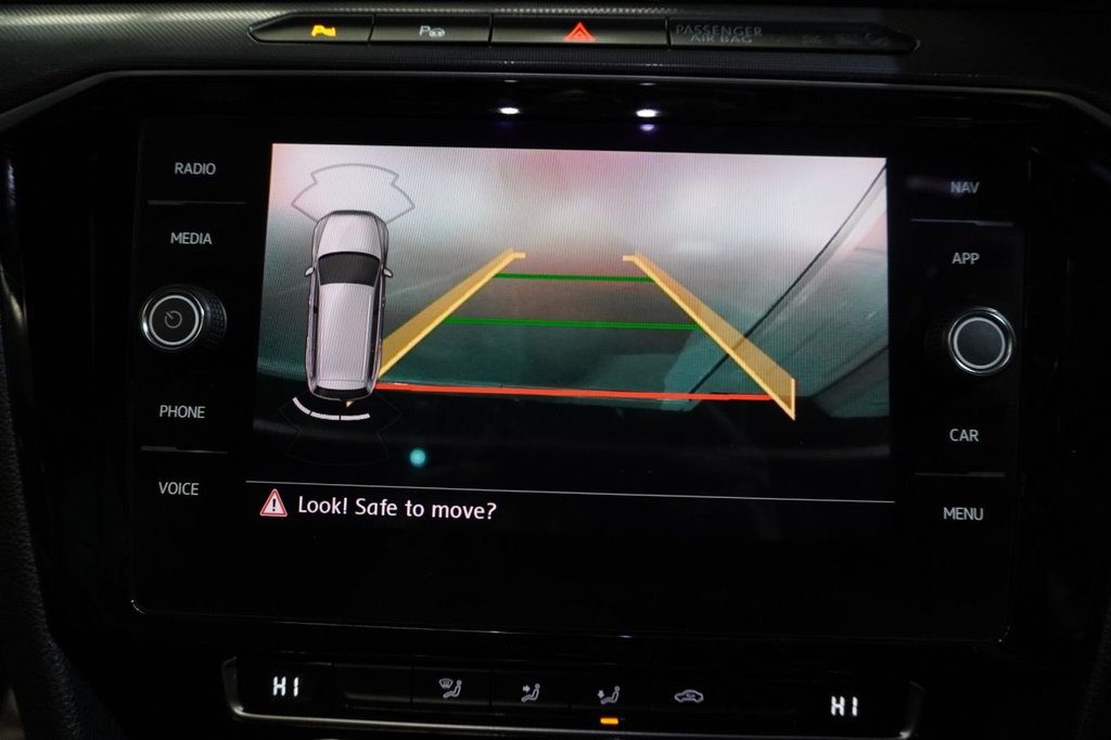 Used Volkswagen Passat 2017 for sale - 76447074: Photo 12