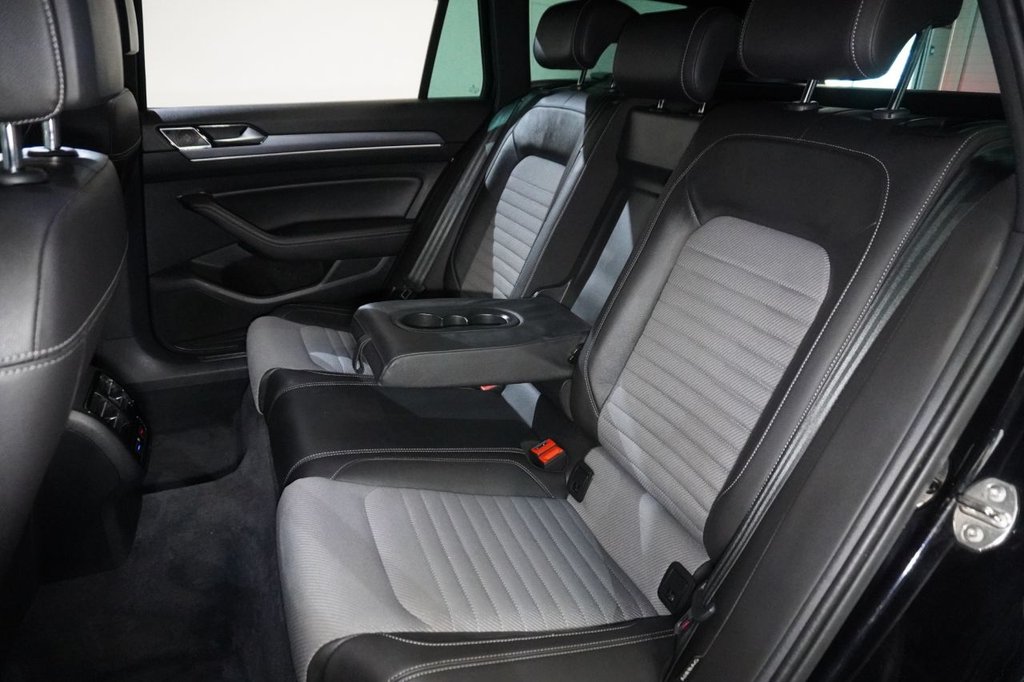 Used Volkswagen Passat 2017 for sale - 76447074: Photo 15