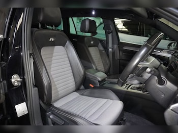 Used Volkswagen Passat 2017 for sale - 76447074: Photo