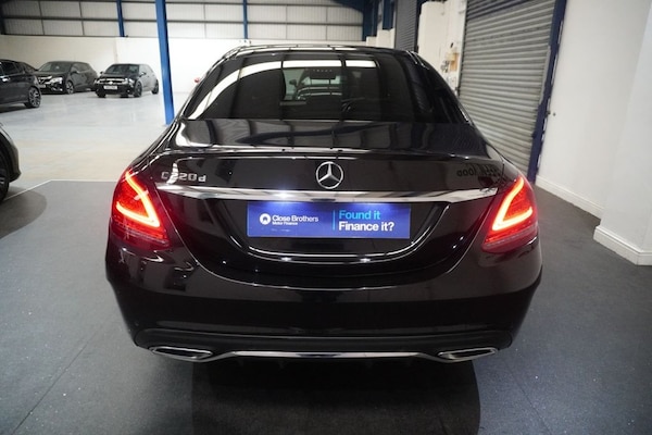 Used Mercedes-Benz C-Class 2019 for sale - 75680875: Photo 5