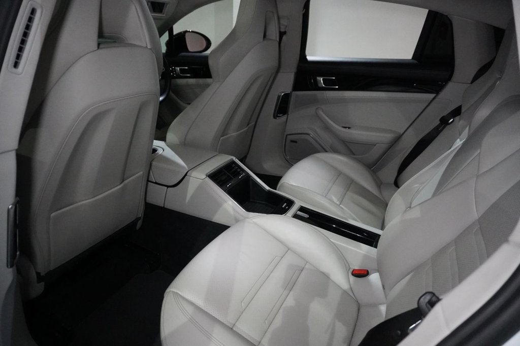 Used Porsche Panamera 2017 for sale - 77048744: Photo 20