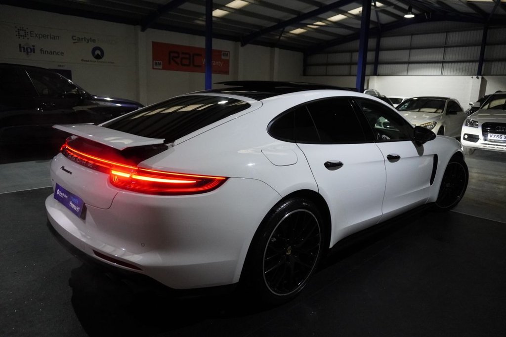 Used Porsche Panamera 2017 for sale - 77048744: Photo 21