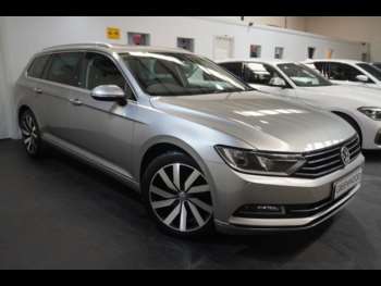 Used Volkswagen Passat 2017 for sale - 74876998: Photo