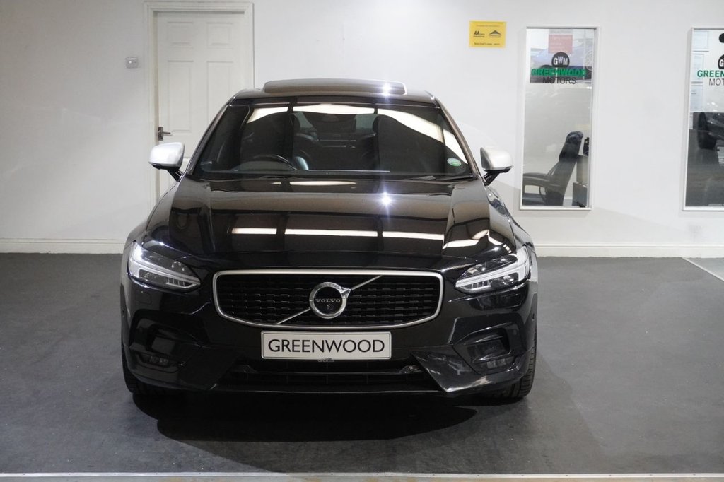 Used Volvo S90 2018 for sale - 76934608: Photo 2