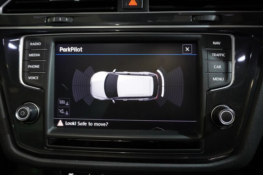 Used Volkswagen Tiguan 2017 for sale - 77065049: Photo 16