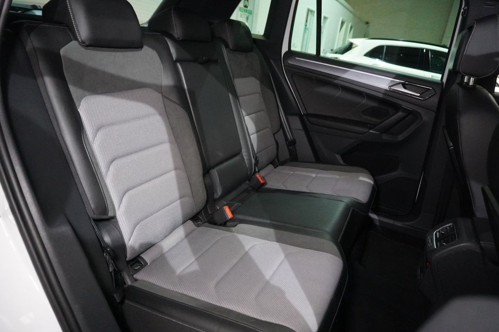Used Volkswagen Tiguan 2017 for sale - 77065049: Photo 8