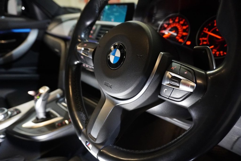 Used BMW 3 Series 2018 for sale - 77734661: Photo 12