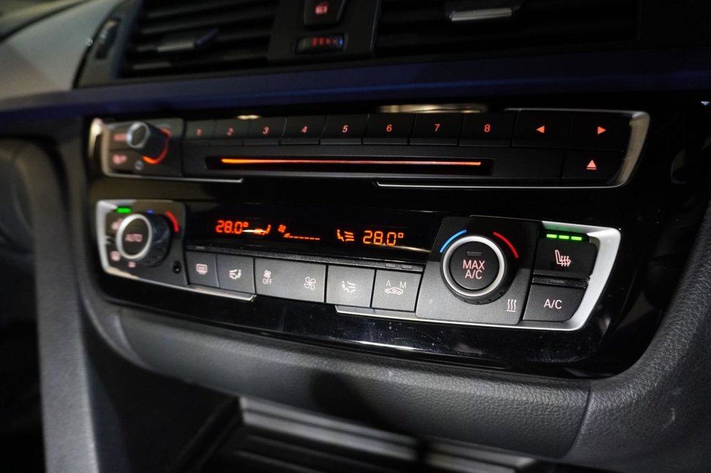 Used BMW 3 Series 2018 for sale - 77734661: Photo 18