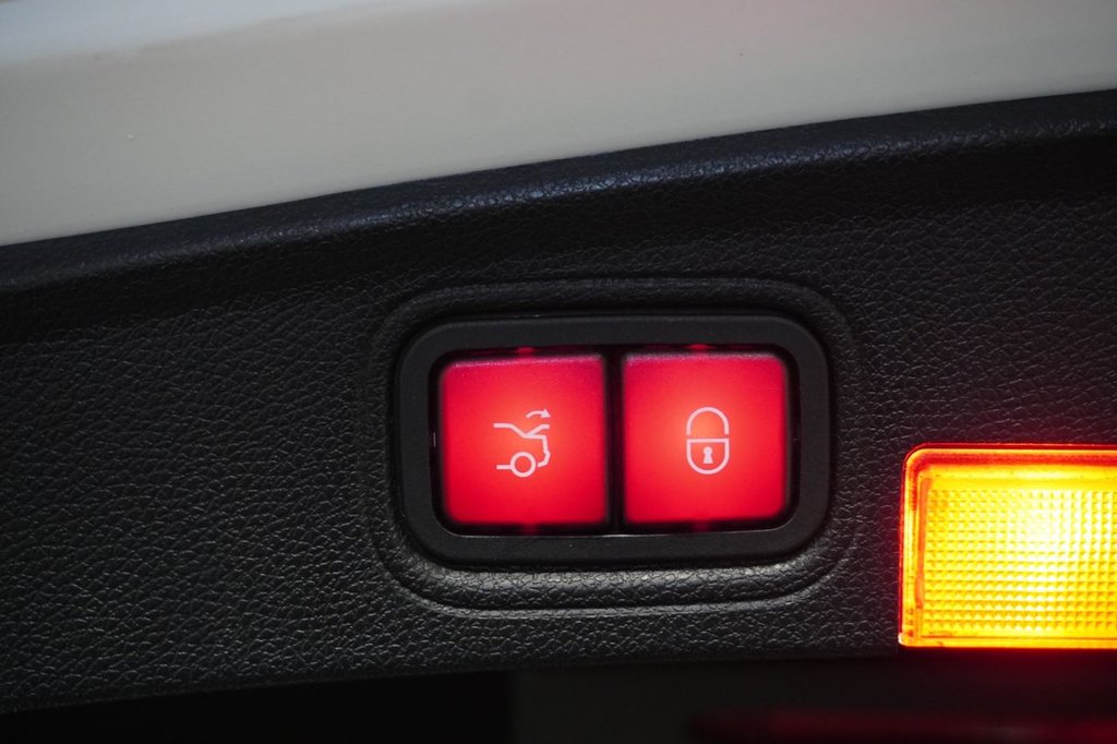 Used Mercedes-Benz C Class 2016 for sale - 78082797: Photo 20