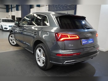 Used Audi Q5 2017 for sale - 79210300: Photo