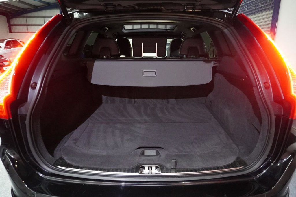 Used Volvo XC60 2017 for sale - 76520568: Photo 24