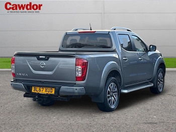 Used Nissan Navara 2017 for sale - 76874934: Photo