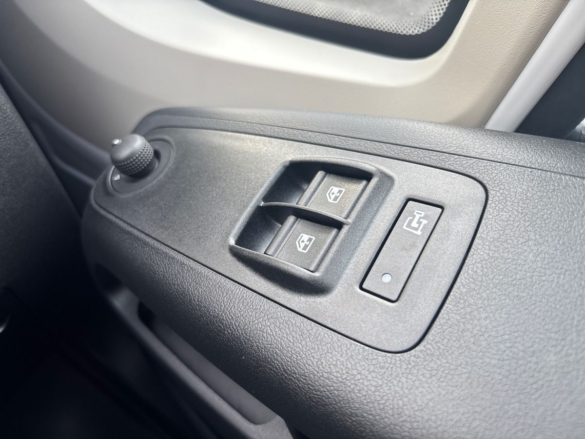 Used Vauxhall Movano 2025 for sale - 76869235: Photo 16